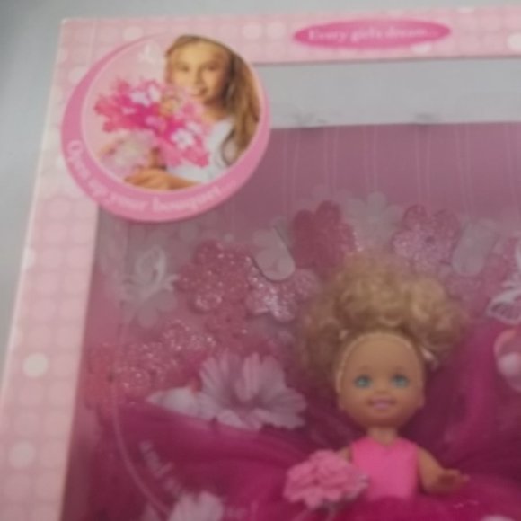 Barbie Kelly The Cutest Little Flower Girl-2006, Mattel# K8574-New in Box - Picture 4 of 10
